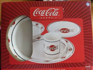Vintage Coca Cola Collectable 16pc Dinnerware Set.  Collectible