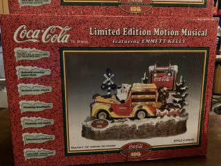 Coca Cola Limited Ed Motion Musical Emmett Kelley Truck Polar Bear 470116