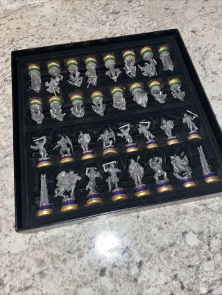 Lord Of The Rings Noble Chess Set
