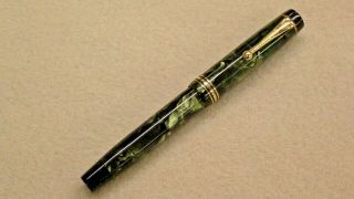 Parker Duofold Junior In Green Marble