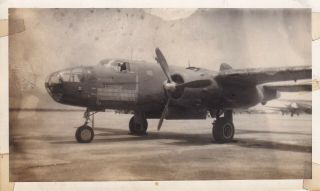 Wwii Photo Named B - 25 Bomber " Roger Lodger " Nose Art 62 Missions 13