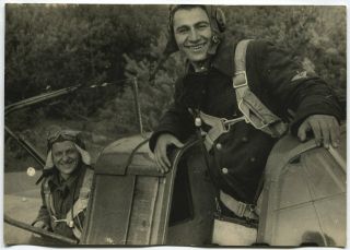 Wwii Large Size Photo: Russian Air Force Pilot & Gunman In Aircraft Cockpit 1944