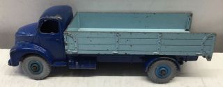 Dinky Toys 532.  Leyland Comet.  Hinged Tailboard Missing