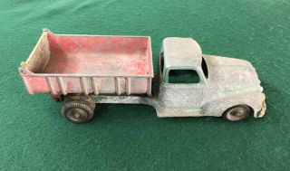 Vintage 1950’s Hubley Cast Metal Toy Dump Truck Unrestored 9.  5” 51 Ford