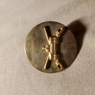 VTG WWII U.  S.  Army Armored Cavalry Tank Division Crossed Sabers Pin 2