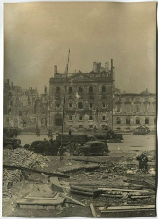 Wwii Press Photo: Ruined Berlin Center View,  May 1945