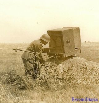 Port.  Photo: Best Wehrmacht Soldier Setting Large Psyche Ops Speaker In Field