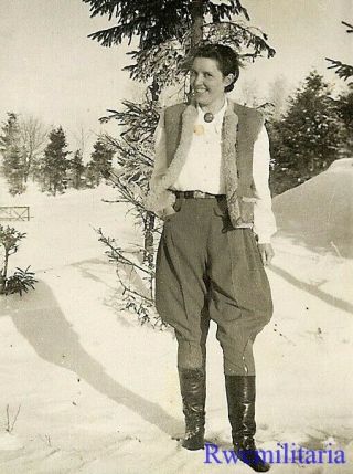 Rare Outdoor Pic Female German Uniformed Rad Girl In Winter Field; 1941