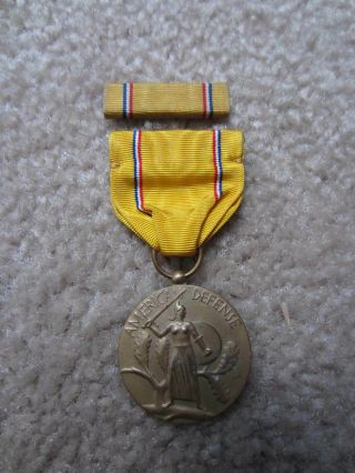 Ww2 / Wwii Usa American Defense Service Medal And Ribbon Bar