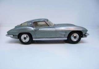 Vintage Corgi Toys Chevrolet Corvette Sting Ray - Repaint - Freepost Uk
