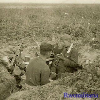 Frontline Wehrmacht Soldiers W/ Mg - 34 Machine Gun In Foxhole; Russia
