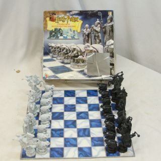 2002 Harry Potter Wizard Chess Set Mattel 43533 Complete