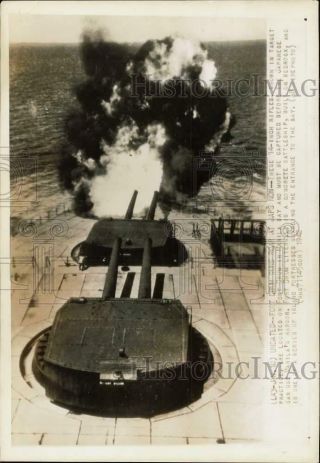 1942 Press Photo Rifles Shown In Target Practice At Fort Drum,  Manila Bay