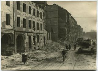 Wwii Press Photo: Ruined Berlin Street View,  May 1945