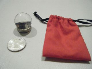Magic Trick - Card In Crystal Ball By Mike Rogers