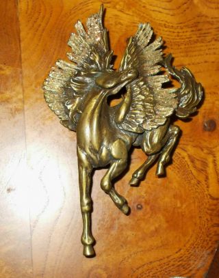 Pegasus Flying Horse Jj Brooch With Glittered Wings
