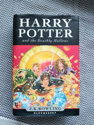 Harry Potter And The Deathly Harrows Hardback Book.  1st Edition.  Fab