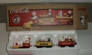 Rare Vintage Ertl Coca Cola Train With Polar Bear Figures 1998
