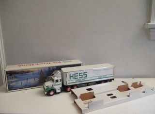 Vintage 1987 Hess Gasoline/fuel 18 Wheeler Tractor Trailer Toy Bank Truck