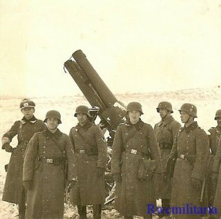 Terrific Wehrmacht Officer & Troops In Russian Winter W/ Sig.  33 15cm Heavy Gun