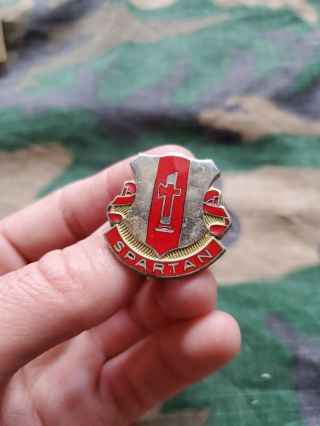 Wwii Us Army 92st Armored Field Artillery Battalion Dui Di Crest Pin