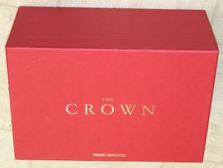 The Crown Gift Set Deluxe Tv Show Promo Promotional Press Kit Signed Script