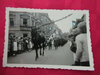 Wwii German Photo Combat Soldiers Parade Regt Standard Town
