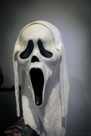 Scream Mask Fantastic Faces Fun World Gen 1 White Hood Ghost Face Rare Grail 3