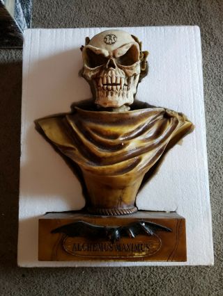 Rare House Of Alchemy Gothic Alchemus Maximus Vampire Skull Bust