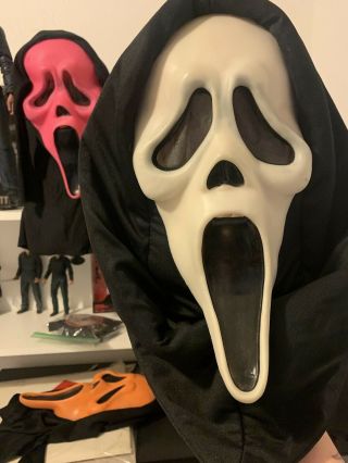 Scream Mask Fearsome Faces Fun World Gen 1/2 Deluxe Hood