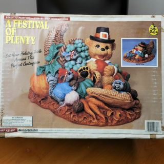 Vintage Wee Crafts Thanksgiving Paintable Centerpiece Kit - A Festival Of Plenty
