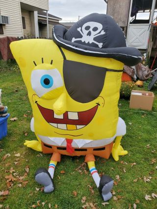 Gemmy Spongebob Inflatable Halloween Pirate 5 Foot 5 