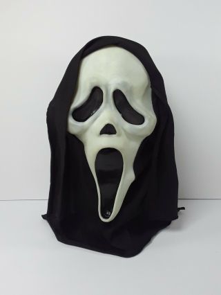 Scream Ghost Face Mask Fantastic Faces Fun World Div.  Gen 1 (1st Generation)