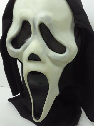 Scream Ghost Face Mask Fantastic Faces Fun World Div.  Gen 1 (1st Generation) 3