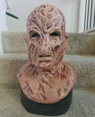 Freddy Krueger DARKRIDE Silicone mask complete costume 3