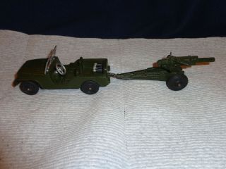 Tootsietoy M38 Army Jeep And Howitzer Cannon