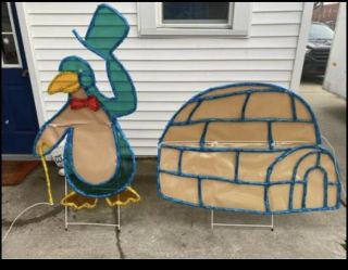 Mr Christmas Light Sculpture Penguin & Igloo Yard Decor With Boxes