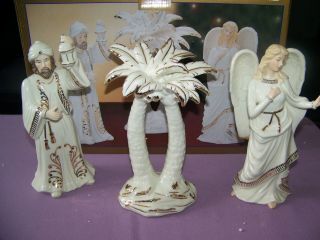 Bon Ton Jade Porcelain Set Of 3 Nativity Figurines - Angel Palm Tree Innkeeper