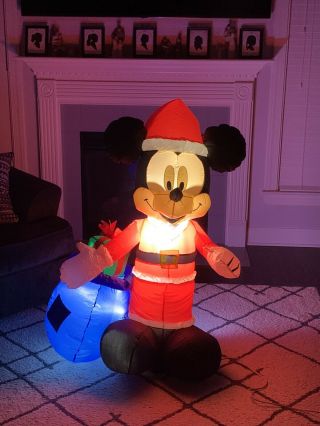Gemmy Airblown Inflatable Mickey Mouse Disney Christmas Yard Decoration 4 Ft 2
