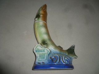 Vintage Jim Beam Muskie Wisconsins State Fish Decanter Ky - Dr8 - 230 1971 Liquour