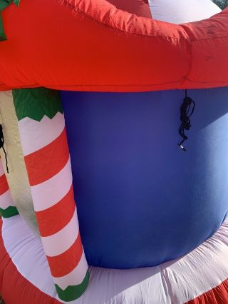 2005 GEMMY AIRBLOWN INFLATABLE 8 FT.  ANIMATED ROTATING MERRY CHRISTMAS CAROUSEL 4