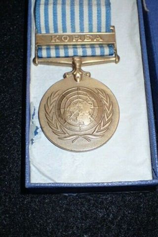 Korean War United Nations Un Korea Service Medal Strike & Box Good Plus