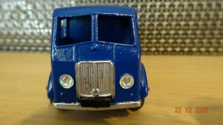 Dinky Leyland Beaver Lorry blue and brown 3