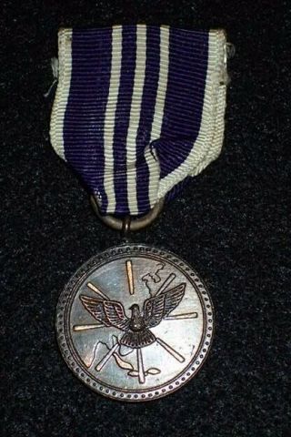 Korean War Republic Of Korea Medal For Military Merit Pin Back Scarce