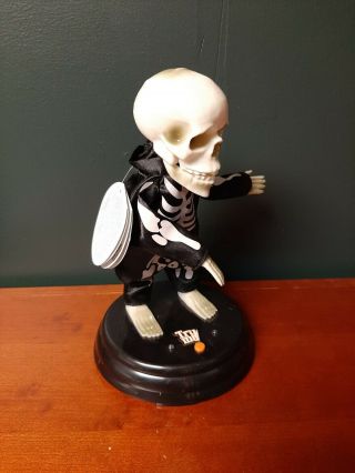 Gemmy Grave Raver Ghoul Skeleton Living La Vida Loca Dance Halloween 3