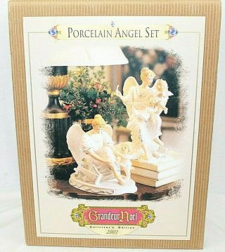 Porcelain Angel Set Of 2 No221 By Grandeur Noel Collectors Edition Vintage 2001