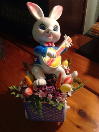 Vtg Hard Plastic Easter Decoration Bunny Rabbit In Cart On Wheels