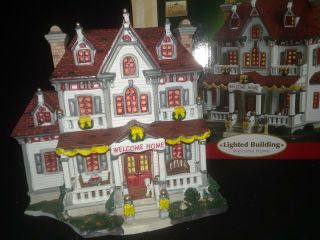 Christmas Village " Welcome Home " House Lemax Harvest Crossing 55236 Pls Read