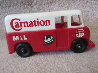 1950 ' S CARNATION MILK TRUCK STILL BANK COMPLETE WITH OPEN AND CLOSE PLUG 2