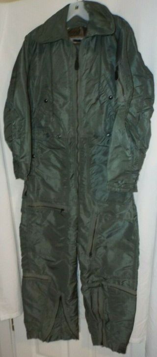 Vintage 1960s Era Usaf Insulated Flight Suit Cwu - 1p Flyers Coveralls Small/reg